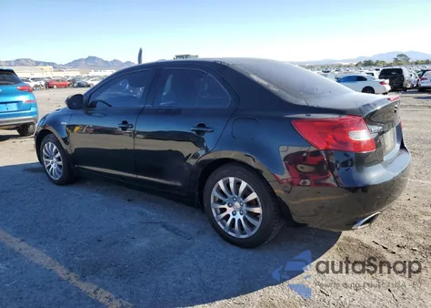 2010 Suzuki Kizashi Se z USA, uszkodzony, nr VIN JS2RE9A3XA6100732